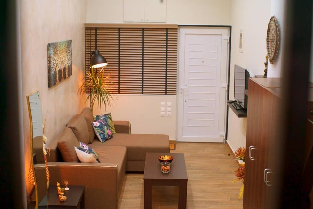 Στούντιο Στο Κέντρο Της Πόλης. Apartment Volos Exterior photo